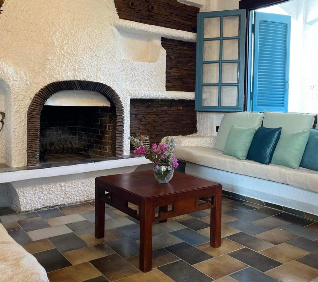 Villa Velissarios: Wonderful Villa Next To Beach Aegina Exterior foto